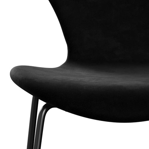 Fritz Hansen 3107 Chair Full Upholstery, Black/Belfast Velvet Night Black